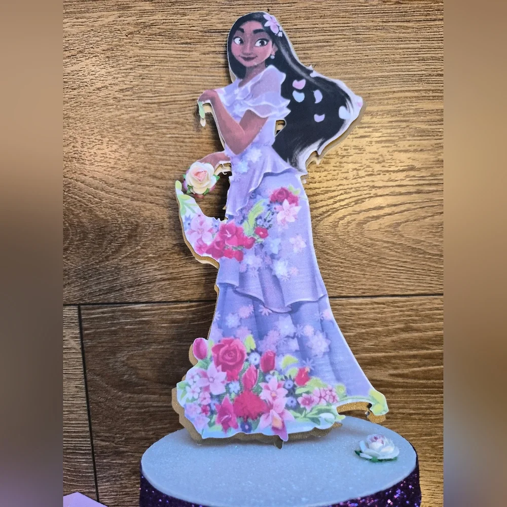 Encanto Isabela Party Decorations Letter Boxes Table Centerpieces & Cupcake Pick